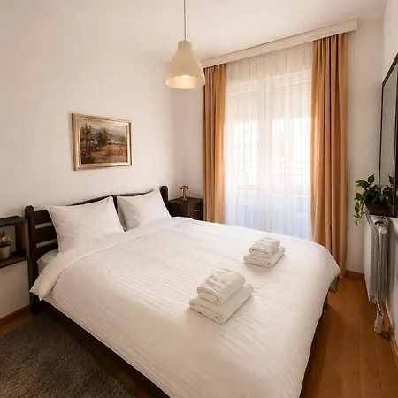 Modern Near Center *
